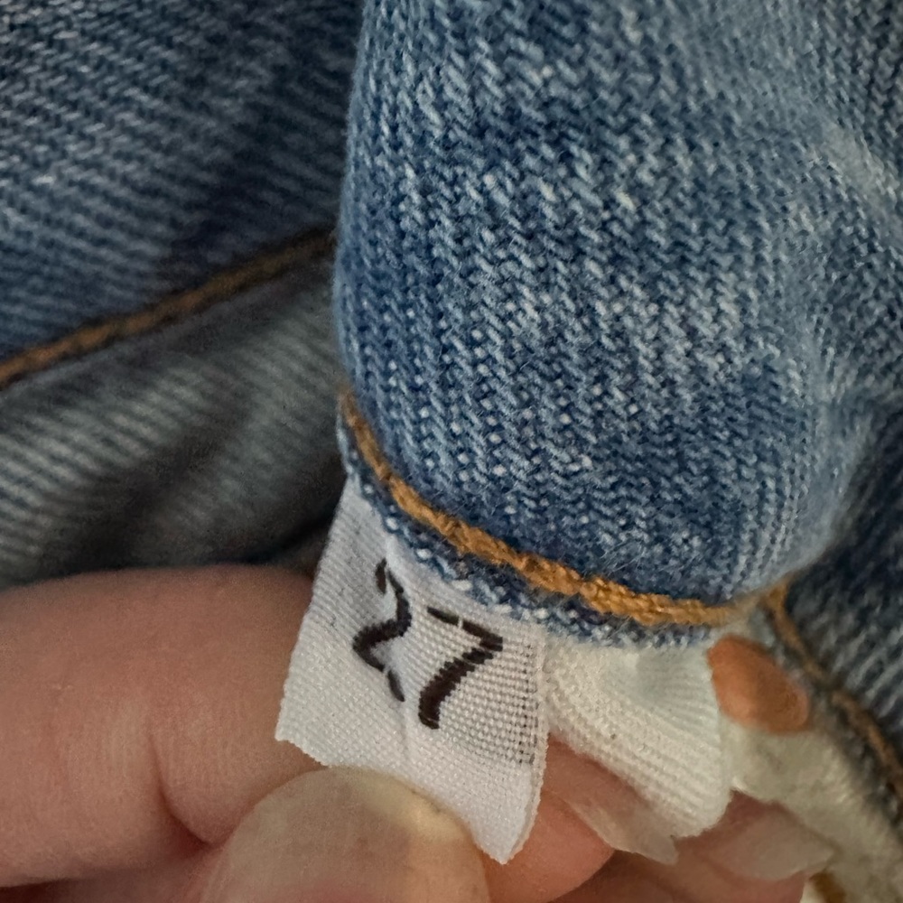 Closed Lyna High-Rise Wide-Leg Jeans - Light Blue Summer Vacation - Picture 5 of 6